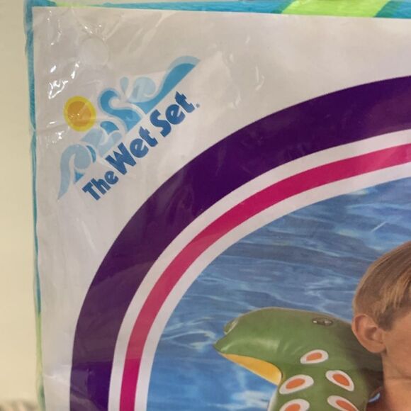 New Vintage 1996 Intex # 59220 The Wet Set  Split Ring Pool Float 26”x22” - Picture 4 of 15